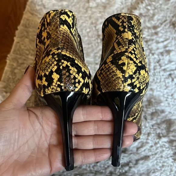 ZARA SKAKESKIN BOOTIES - Picture 5 of 13